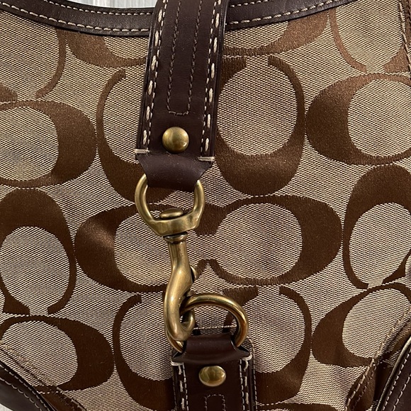 Coach Bag - Picture 2 of 8